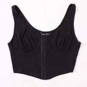 Black Sleeveless Crop Top